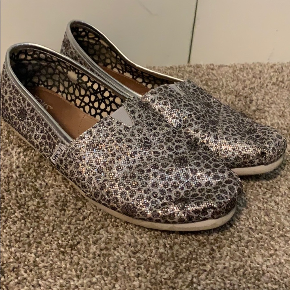 Women’s Toms